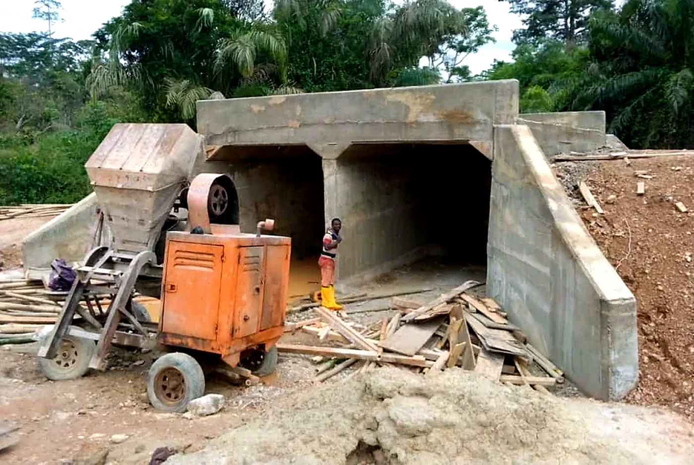 Drainage and culvert construction